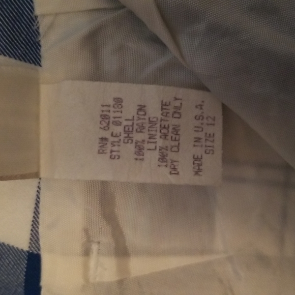 CW PLAID SKIRT - Picture 3 of 4